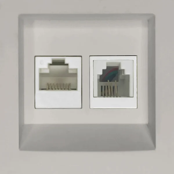 DOUBLE RJ45 CAT.6 UTP + RJ11 PEARL WHITE (INT-C012-02-01)
